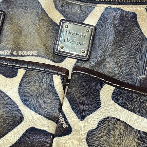 Dooney And Bourke Giraffe Print Handbag - Picture 14 of 16
